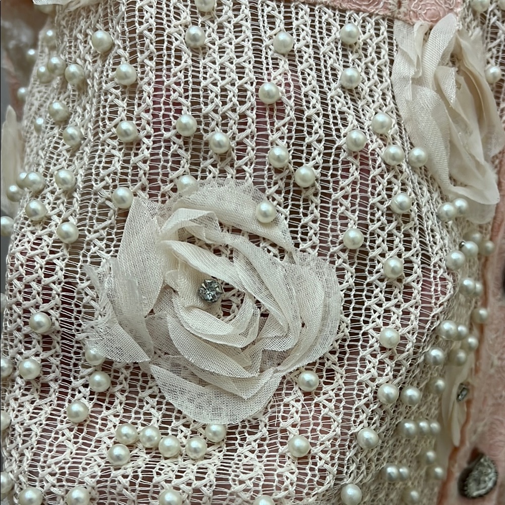 NWOT POL Blush and Ivory Button Down Shirt - Picture 3 of 8